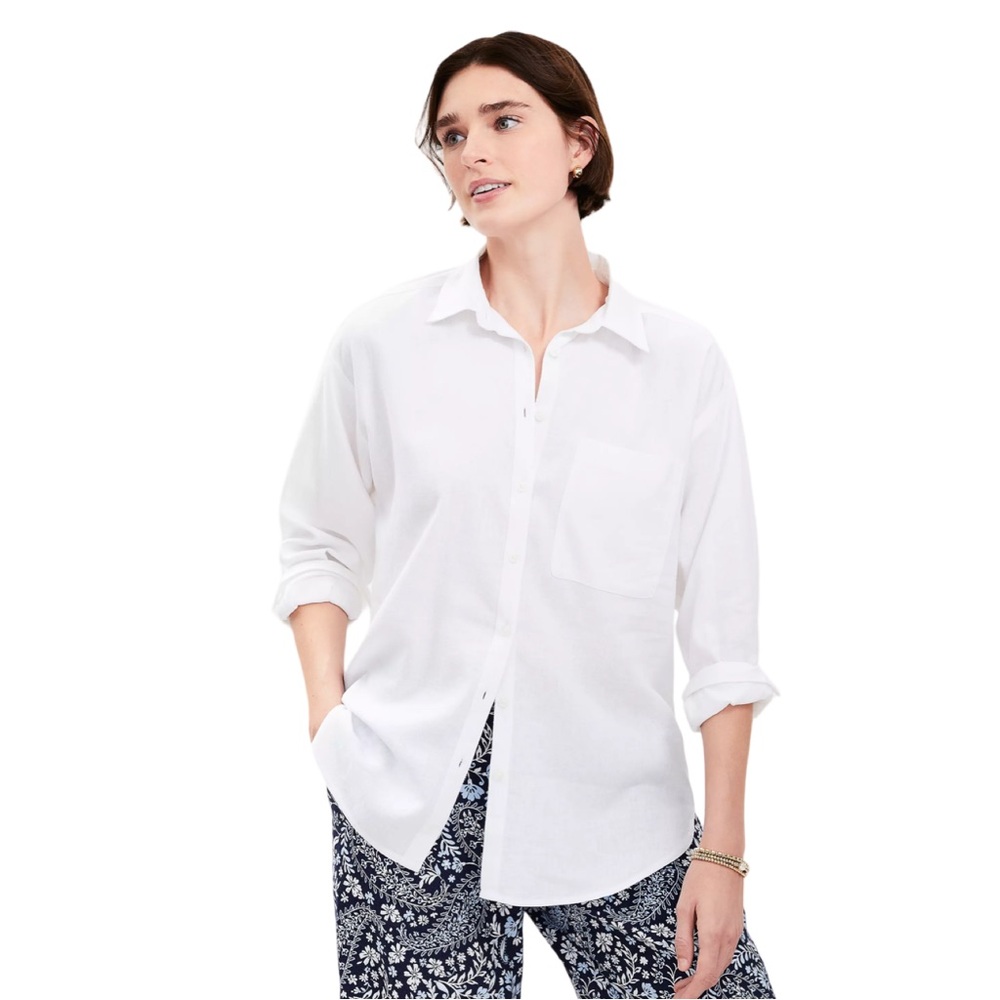 LOFT Linen Blend Everyday Oversized Pocket Button Down Shirt - White. - Size M